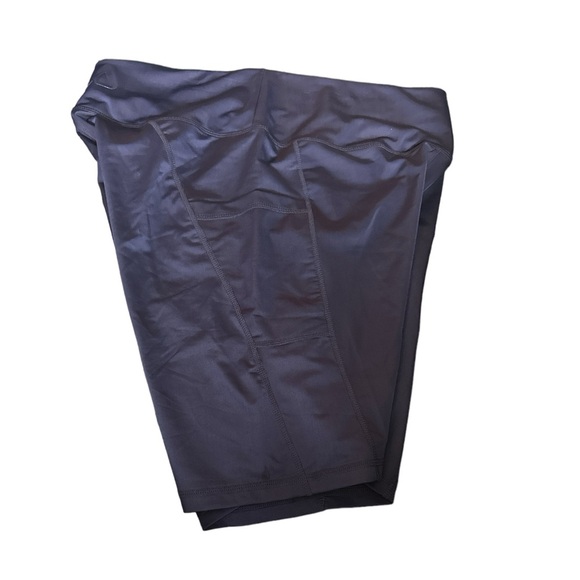 CLEARANCE NWT Fila 2Pocket Bike Shorts - Picture 3 of 5